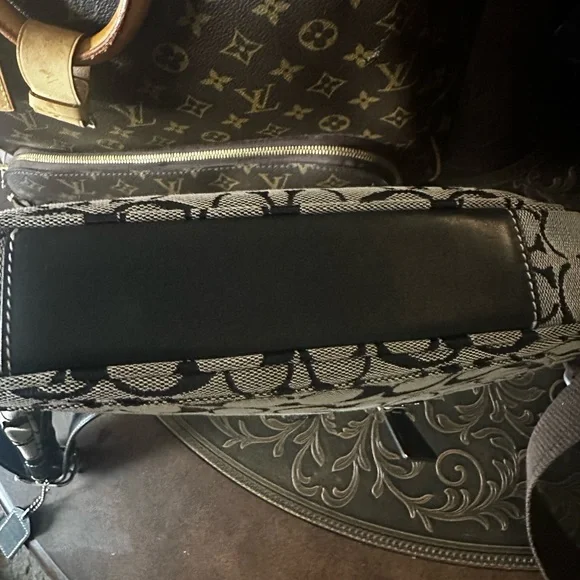 Coach Black and Gray Women's Bag - Picture 3 of 6